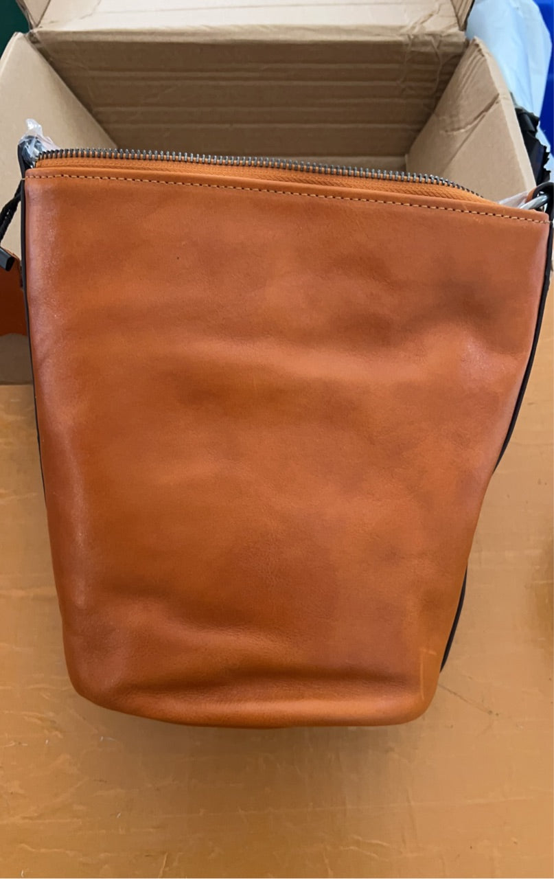 李記 | 原創手工真皮 | 日系り復古質感の斜唄包23016號