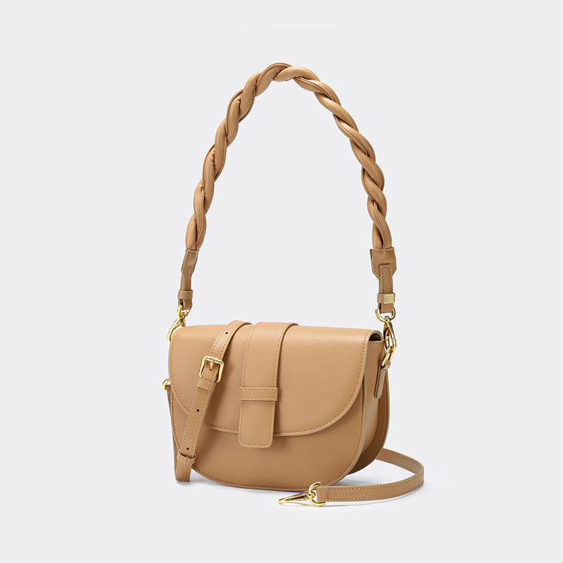 Li Ji | Original handmade leather | Half-shaped woven shoulder strap saddle bag No. 6070
