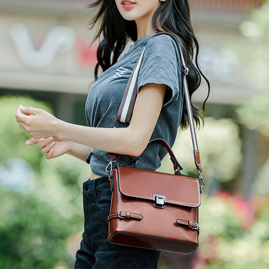 Lee Kee | Original handmade genuine leather | European and American vintage double shoulder straps Torowaki No. 5936