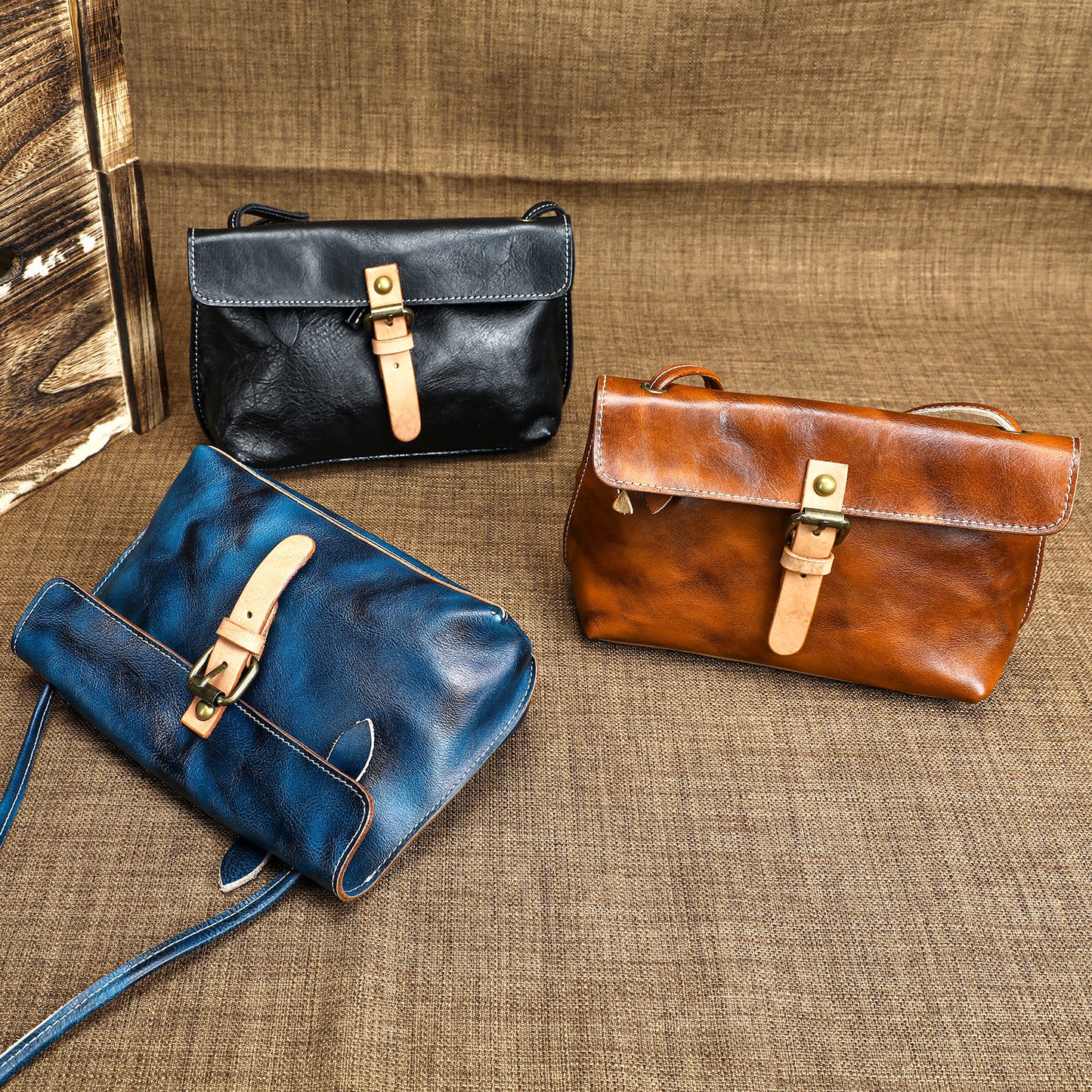 李記 | 原創手工真皮 | 精緻小巧い便捷斜唄包7764號