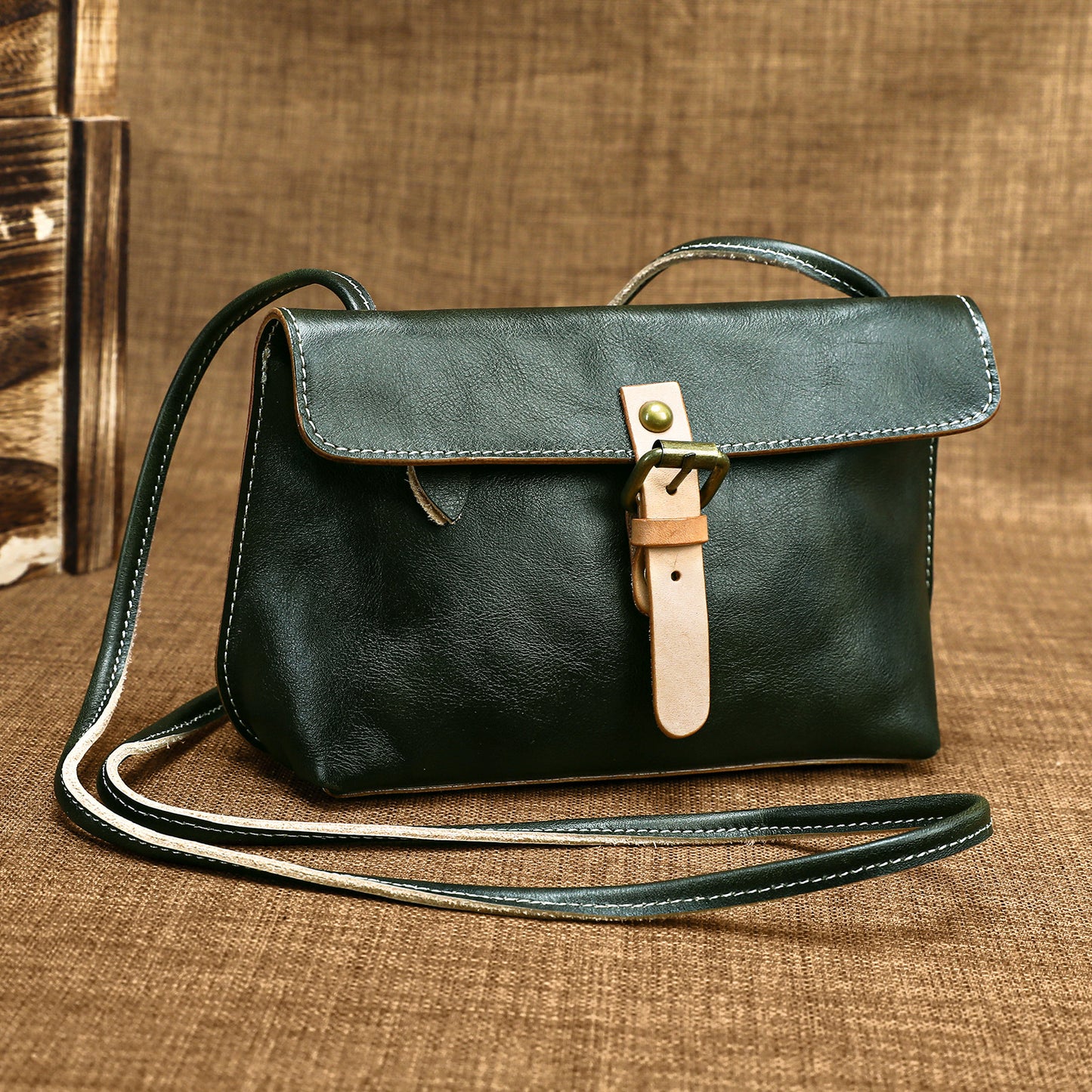 李記 | 原創手工真皮 | 精緻小巧い便捷斜唄包7764號