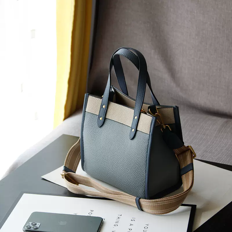 Li Ji | Original handmade genuine leather | Classic color matching vegetable blue bag No. 81115 of first-layer cowhide