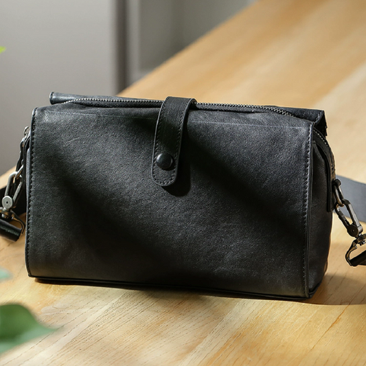 李記 | 原創手工真皮 | 實用多機能の斜唄包81670號