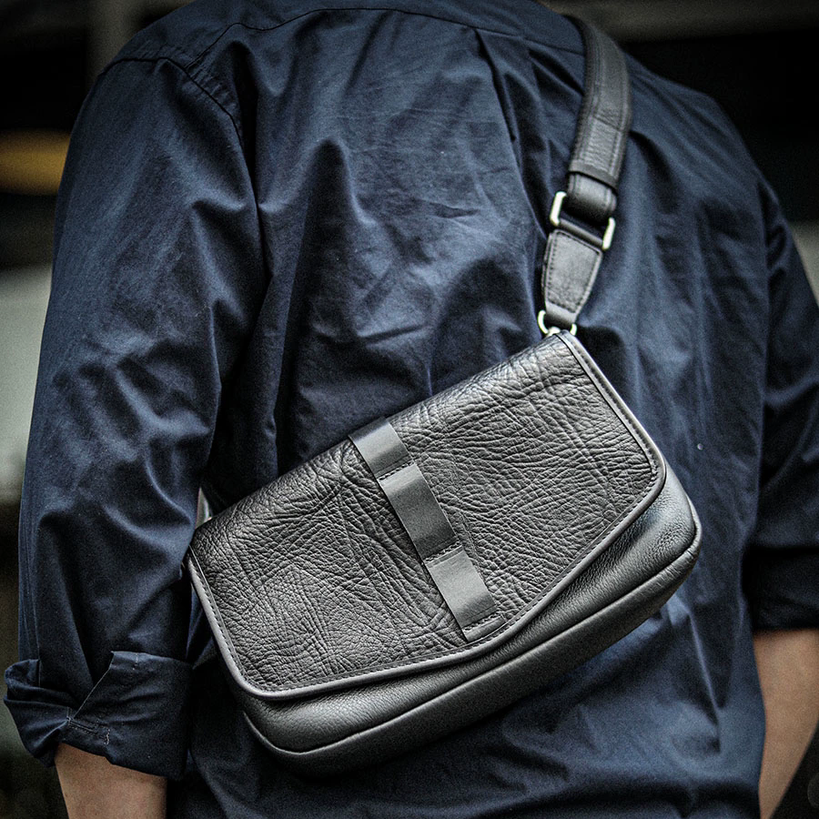 李記 | 原創手工真皮 | 【硬核视觉】小众背包A8292號