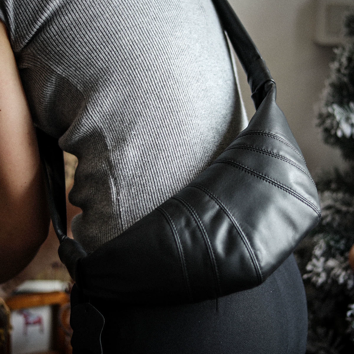 李記 | 原創手工真皮 | 輕薄隨身い隨行小背包A8545號