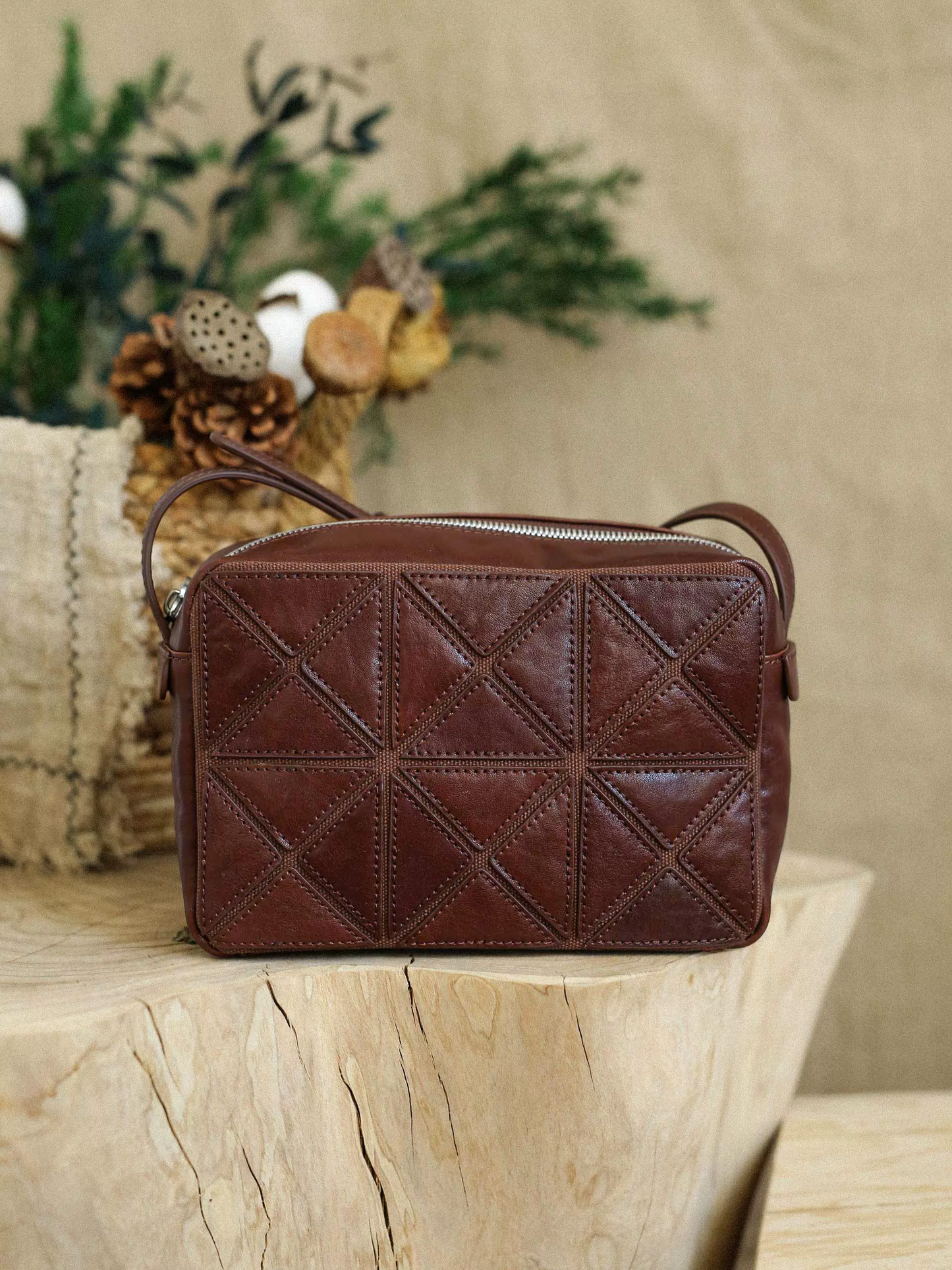 李記 | 原創手工真皮 | 菱格子図形の精緻小方包JX8157號