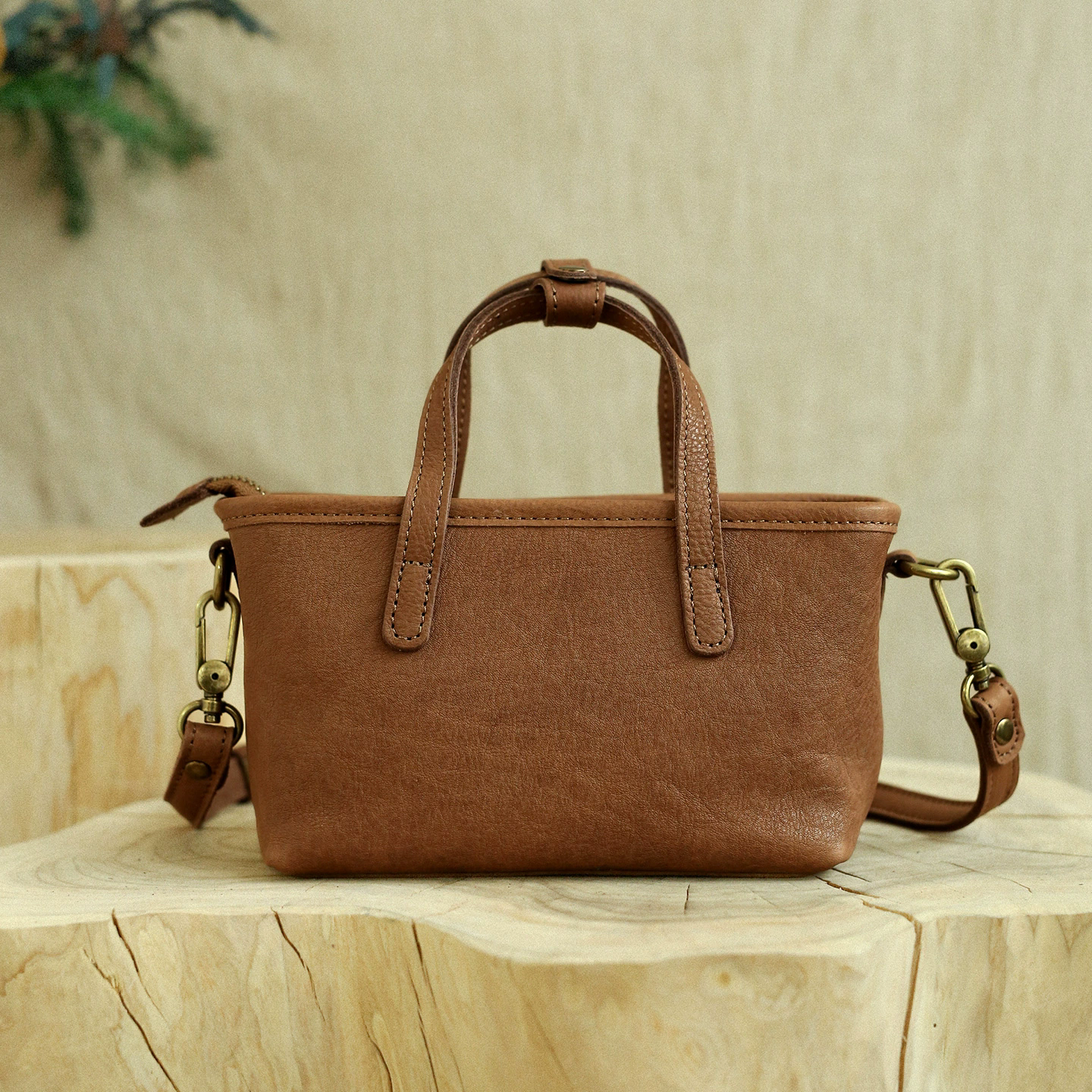 李記 | 原創手工真皮 | 水洗工藝い鞣製の斜唄包K80135號