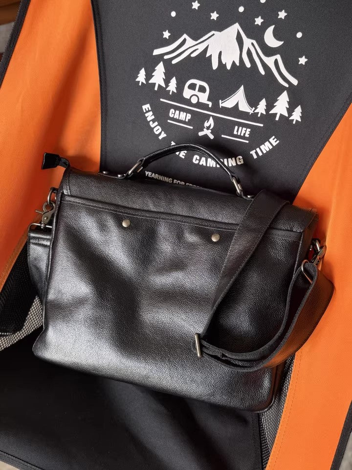 Li Ji | Original handmade leather | Oily leather business messenger bag No. 8130