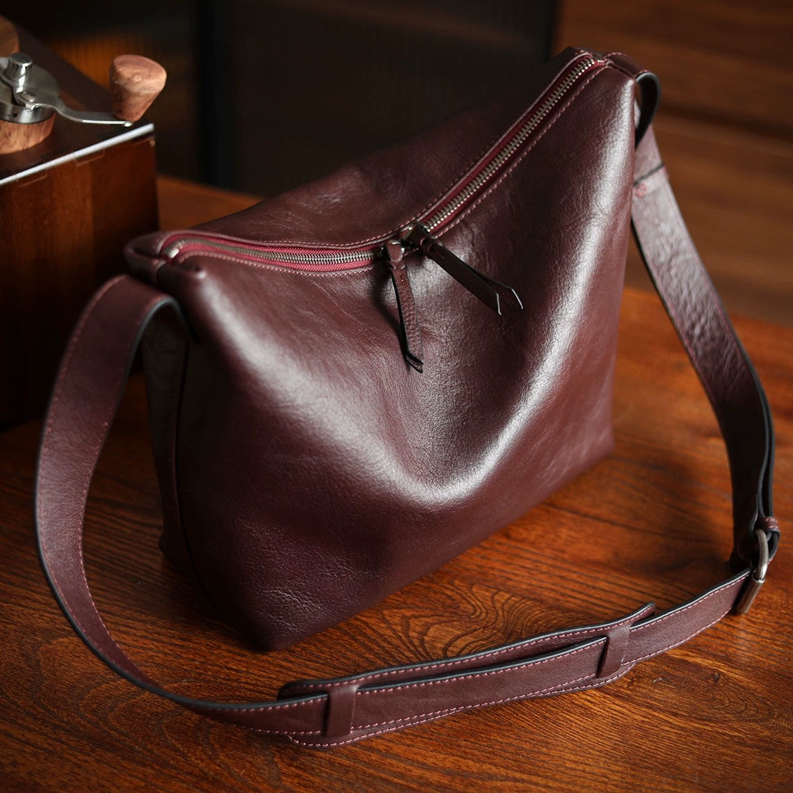 李記 | 原創手工真皮 | 輕薄隨身舒適便捷の斜唄包ls316號