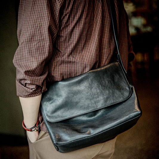 李記 | 原創手工真皮 | 輕奢用料重本打造の斜唄包ls8306號