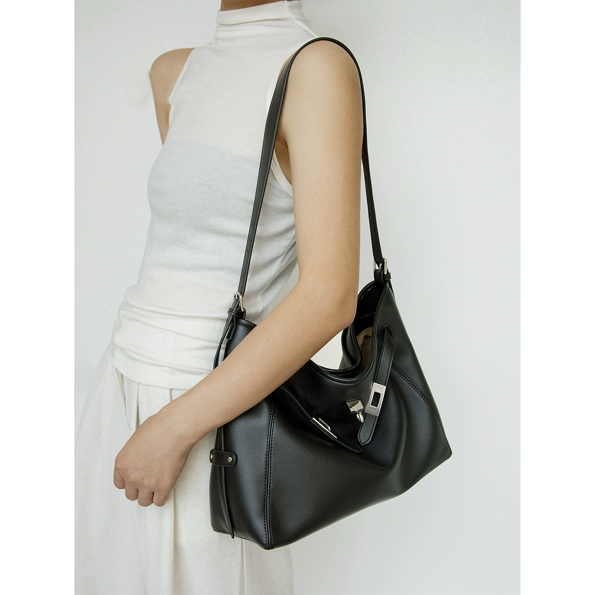 李記 | 原創手工真皮 | 鬆弛い歐美實用の通勤包bb1070號