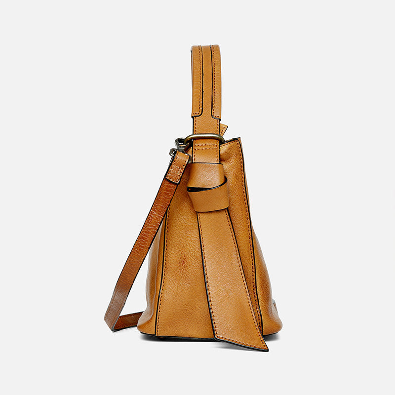 李記 | 原創手工真皮 | 實用ッグ手抓紋みバ水桶包D8759號