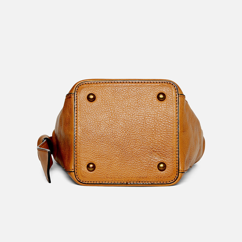 李記 | 原創手工真皮 | 實用ッグ手抓紋みバ水桶包D8759號