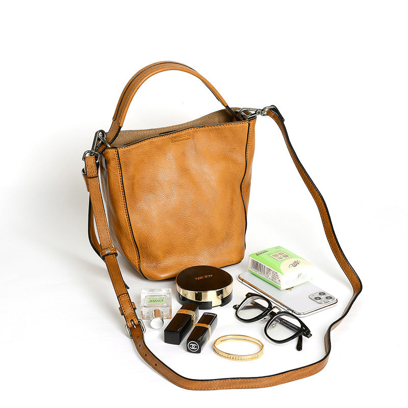 李記 | 原創手工真皮 | 實用ッグ手抓紋みバ水桶包D8759號