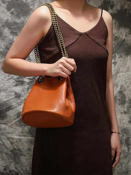 Li Ji | Original handmade leather | Retro style chain bucket bag j032