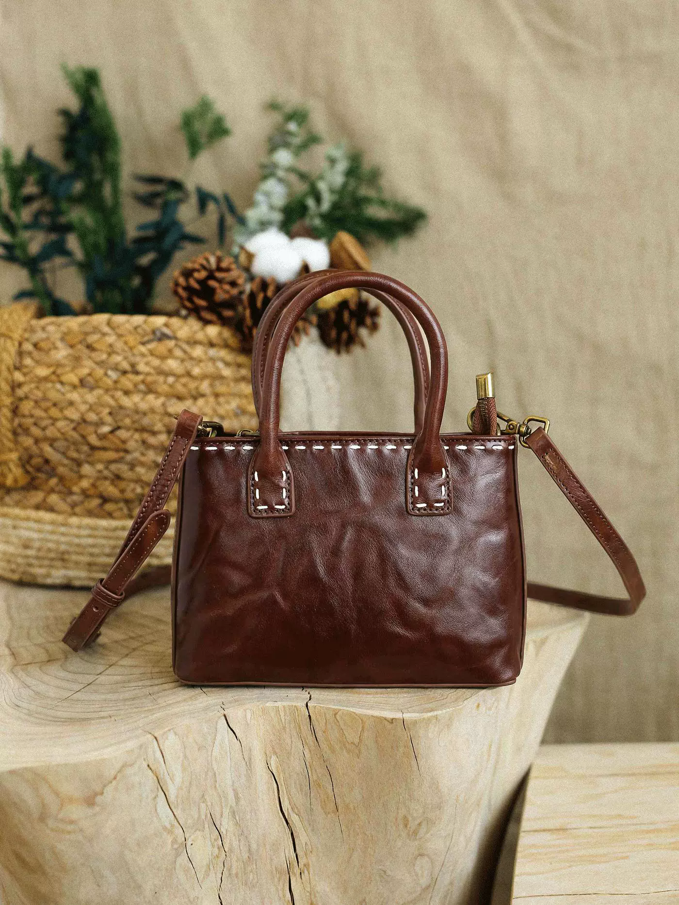 李記 | 原創手工真皮 | 經典グ手抓紋製造の小方包jj6729號