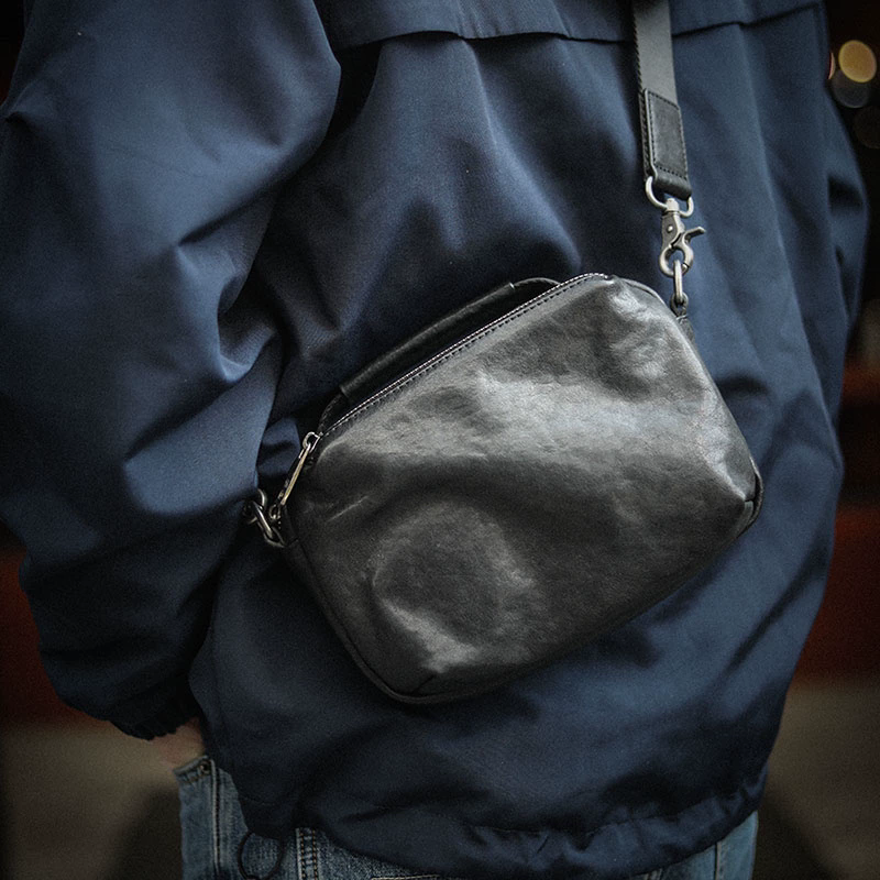 李記 | 原創手工真皮 | 祛除油膩感い輕盈隨身~斜唄包ls8269號