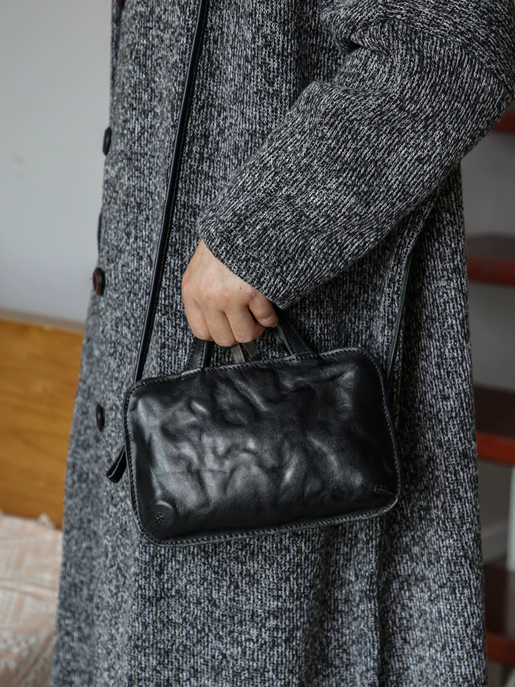 李記 | 原創手工真皮 | 真皮褶皺い復古斜唄包m175號