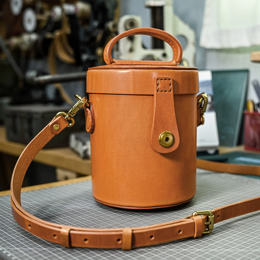 李記 | 原創手工真皮 | 革職グ円筒バ斜唄包ps308號