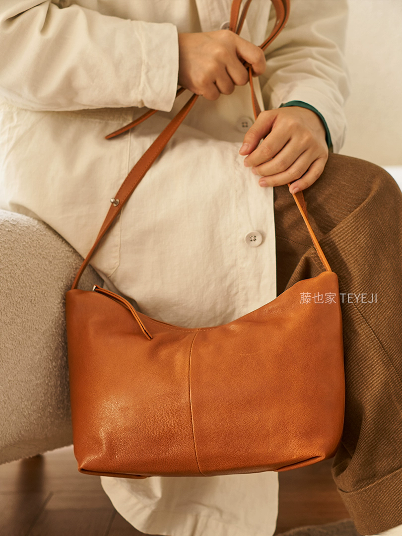 李記 | 原創手工真皮 | 鬆弛感バ簡約設計の手提包tyj288號
