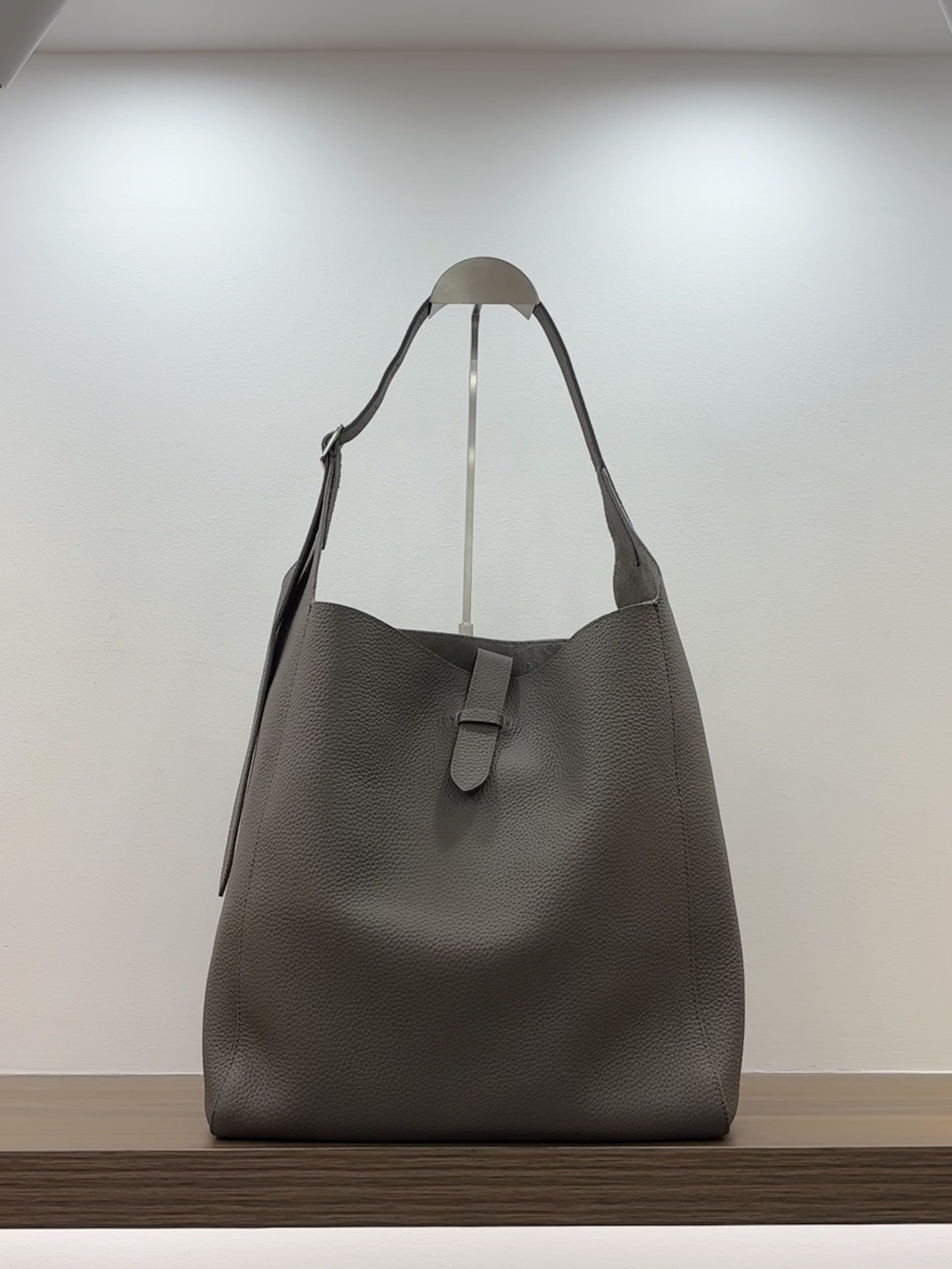 李記 | 原創手工真皮 | 極簡い全粒面托特包xr253號