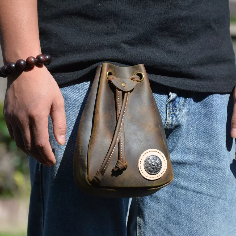 李記 | 原創手工真皮 | 機車style 抽繩 機関車の巾着 腰包 4020號