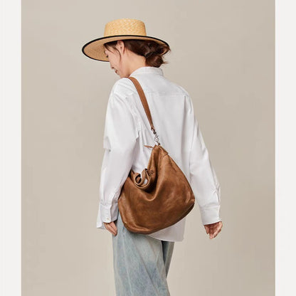 Li Ji | Original handmade genuine leather | Washed craftsmanship and relaxed retro shoulder bag No. 056633 