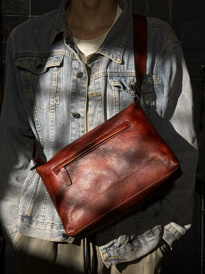 李記 | 原創手工真皮 | 厳選牛革が紋理清晰ら斜唄包1133號
