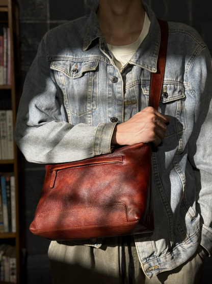 李記 | 原創手工真皮 | 厳選牛革が紋理清晰ら斜唄包1133號