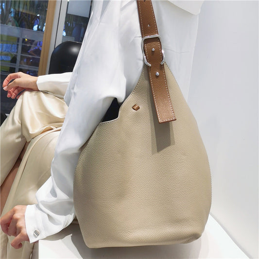 Li Ji |. กระเป๋าหนังแท้แฮนด์เมดใบใหญ่ |. เรียบง่าย ลายลิ้นจี่ ganpi No. 1200 