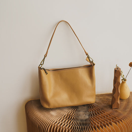 Li Ji | Original handmade genuine leather | Solid color artistic style vegetable tanned leather dumpling bag No. 12660 