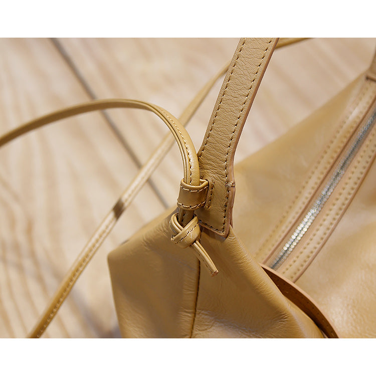 Li Ji | Original handmade genuine leather | Vintage waxed leather and personalized style saddle bag No. 1816 
