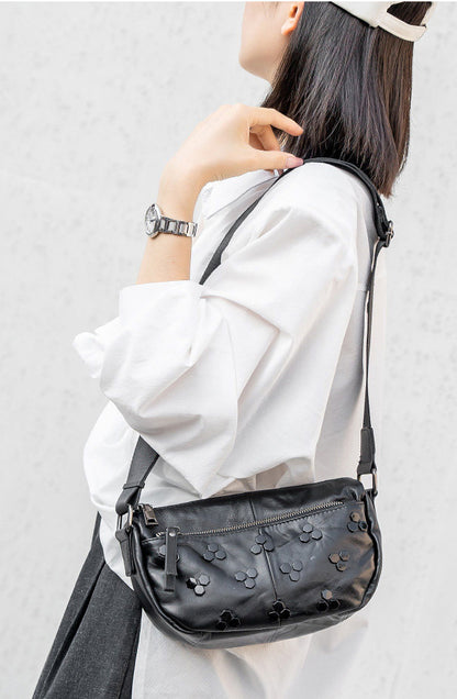 李記 | 原創手工真皮 | 寬肩帶の鉚釘枕頭包n1133號