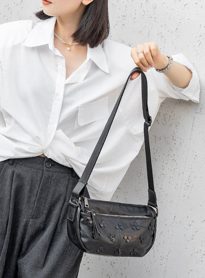 李記 | 原創手工真皮 | 寬肩帶の鉚釘枕頭包n1133號