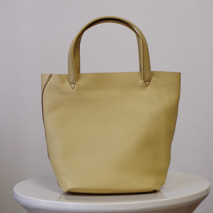 李記 | 原創手工真皮 | 日系い簡約風格の軟皮手提包21092號