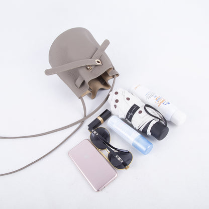 李記 | 原創手工真皮 | 採用し本革で小人數て水桶包21229號