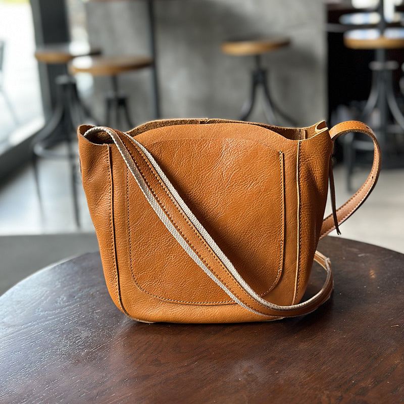 Li Ji | Original handmade leather | Japanese simple vegetable tanned leather bucket bag No. 23026 