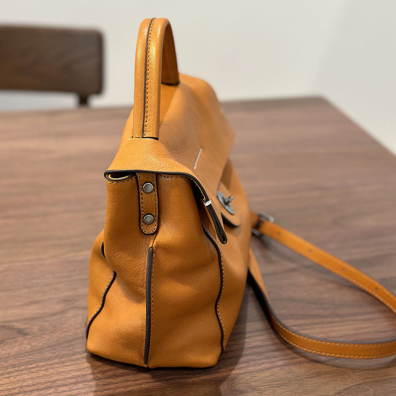 Li Ji | Original handmade genuine leather | European and American first-layer tree paste leather messenger bag No. 24023 