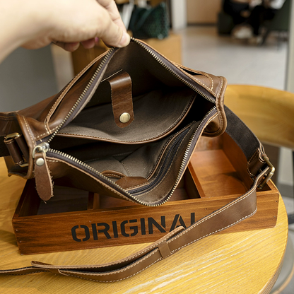 李記 | 原創手工真皮 | 經典配色不挑衣の斜唄包240604號