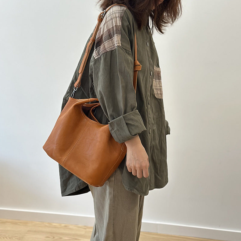 李記 | 原創手工真皮 | 樹膏牛革シ輕復古手提包250190號