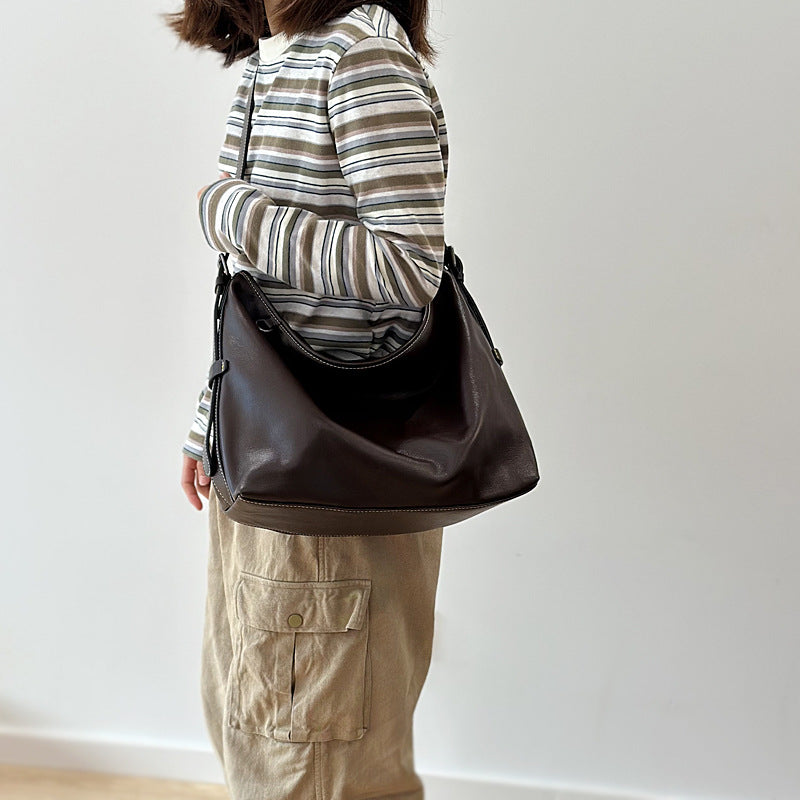 李記 | 原創手工真皮 | 無飾之美の簡約肩唄包25034號