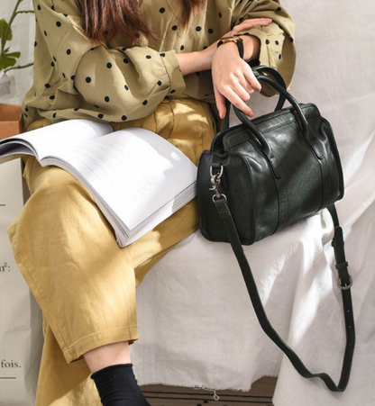 Li Ji | Original handmade genuine leather | Vegetable tan tree paste leather street casual handbag No. 32012 