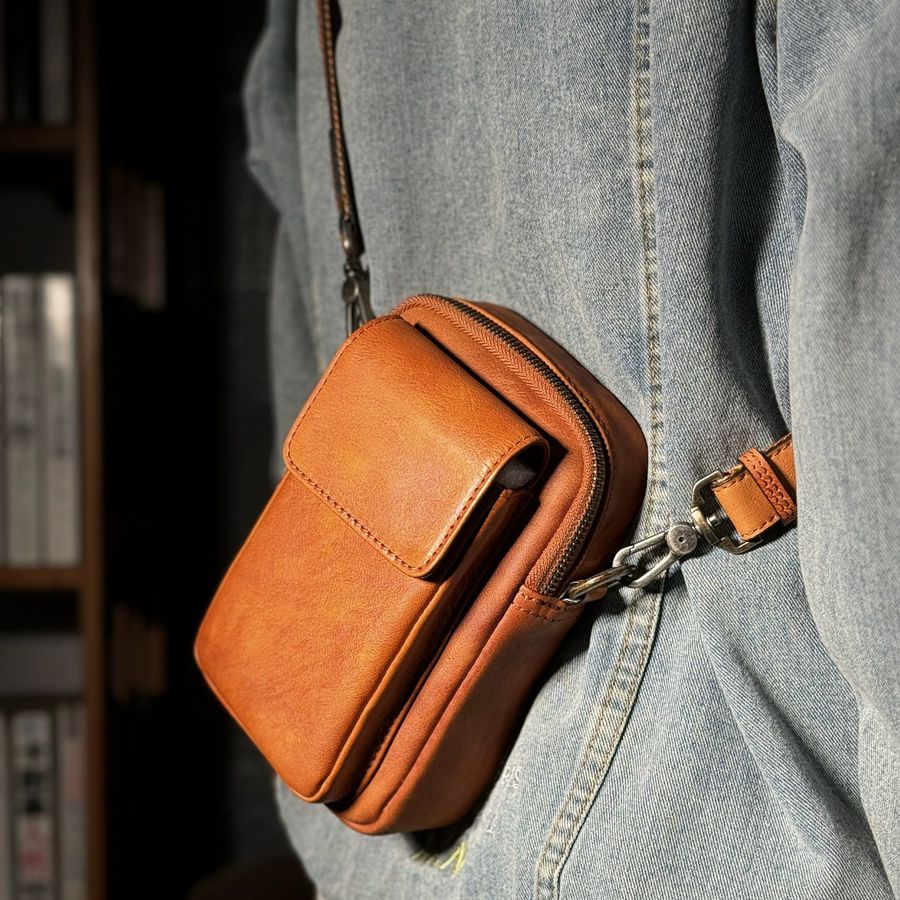 李記 | 原創手工真皮 | 縦型カ本革の便捷小垮包5679號