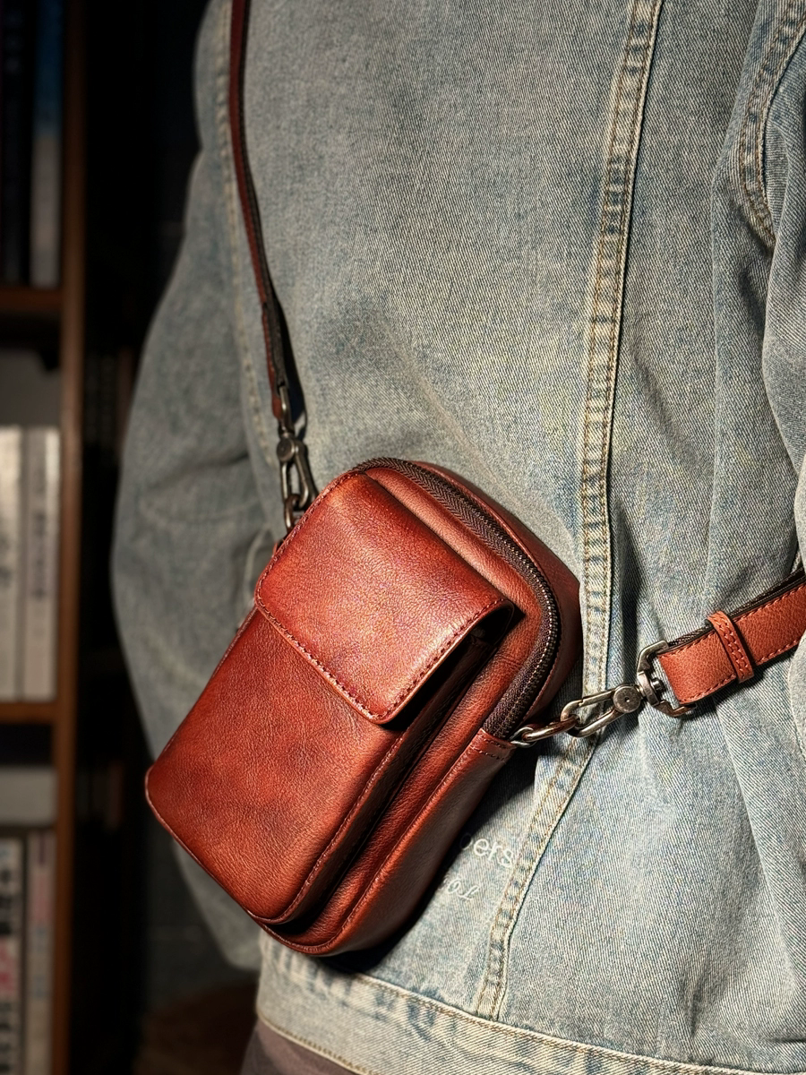 李記 | 原創手工真皮 | 縦型カ本革の便捷小垮包5679號