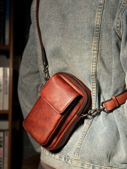 李記 | 原創手工真皮 | 縦型カ本革の便捷小垮包5679號