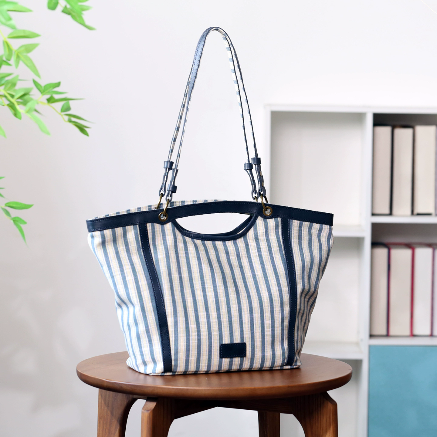 李記 | 原創手工真皮 | 日常通勤好看又好搭の帆布配牛皮包57107號