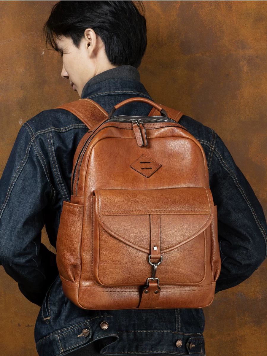 李記 | 原創手工真皮 | 背十年都不過時の經典款後背包5893號