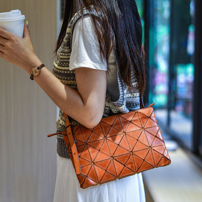 李記 | 原創手工真皮 | 日系い菱格幾何の斜唄包5939號