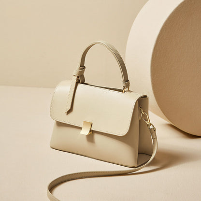 李記 | 原創手工真皮 | 歳月が沈殿し質感凹型の斜唄包61027號