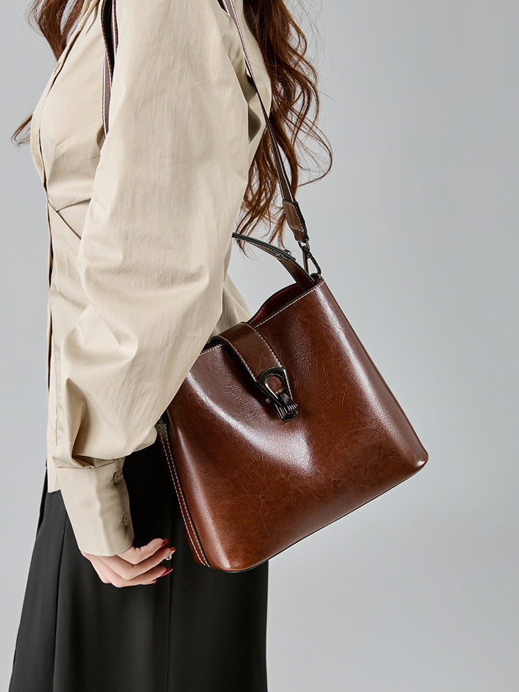 李記 | 原創手工真皮 | 色澤飽滿手感好便於打理の油蠟皮包66817號